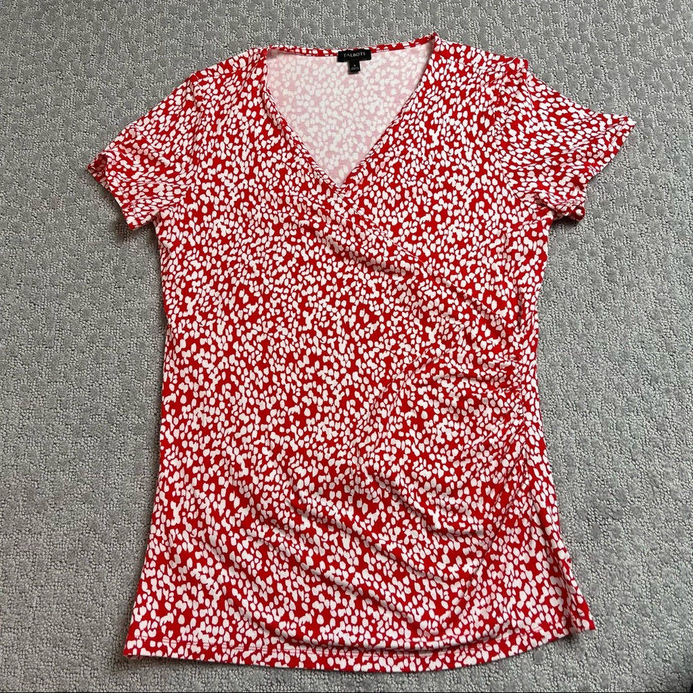 Talbots women’s printed short sleeve faux wrap shirt blouse red white size small